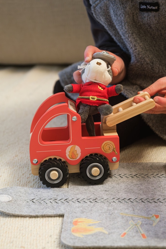511188, Egmont Toys, Πυροσβεστικό Όχημα με Μικρό Φιλαράκι – Μικρό - Image 3