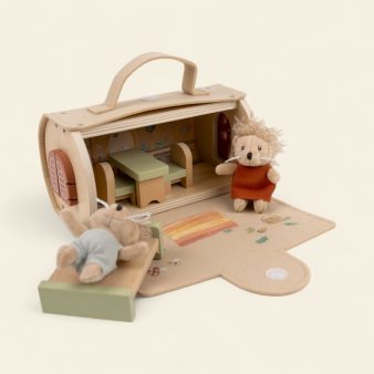 710004, Egmont Toys, Ξύλινο Σπιτάκι με Μικρά Φιλαράκια