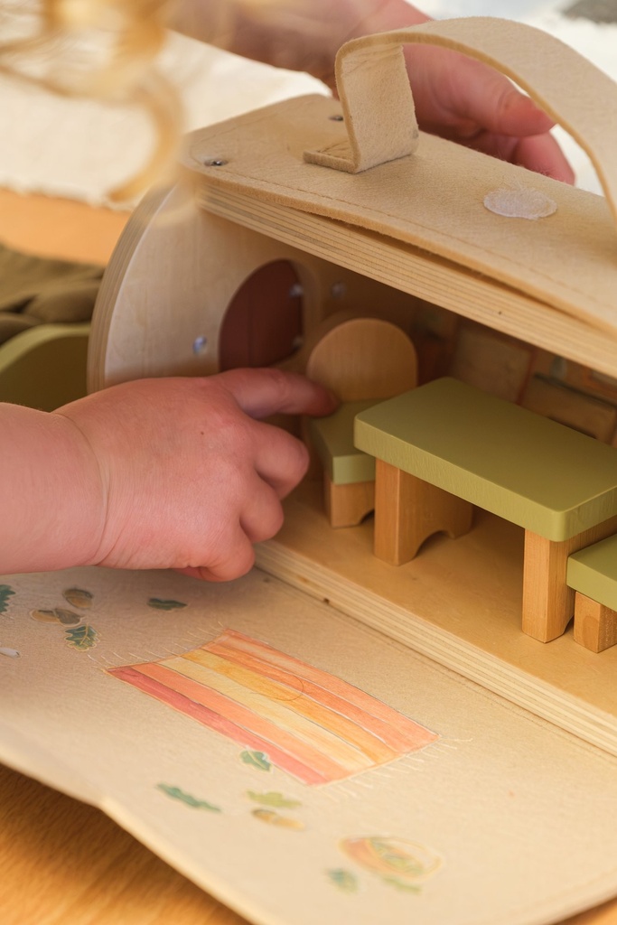 710004, Egmont Toys, Ξύλινο Σπιτάκι με Μικρά Φιλαράκια - Image 2