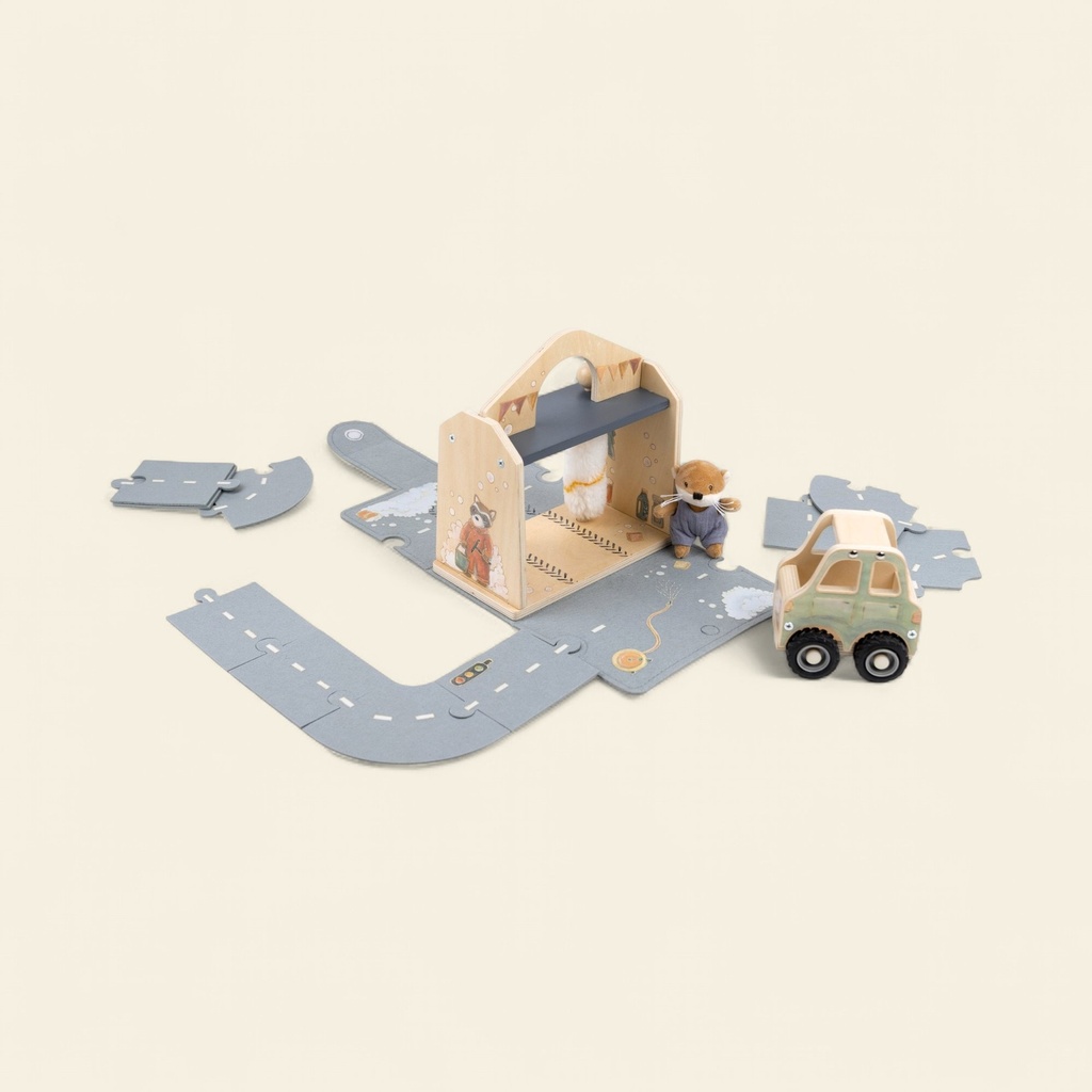 710006, Egmont Toys, Σπιτάκι από Τσόχα Πλυντήριο Αυτοκινήτων με Μικρό Φιλαράκι - Image 5