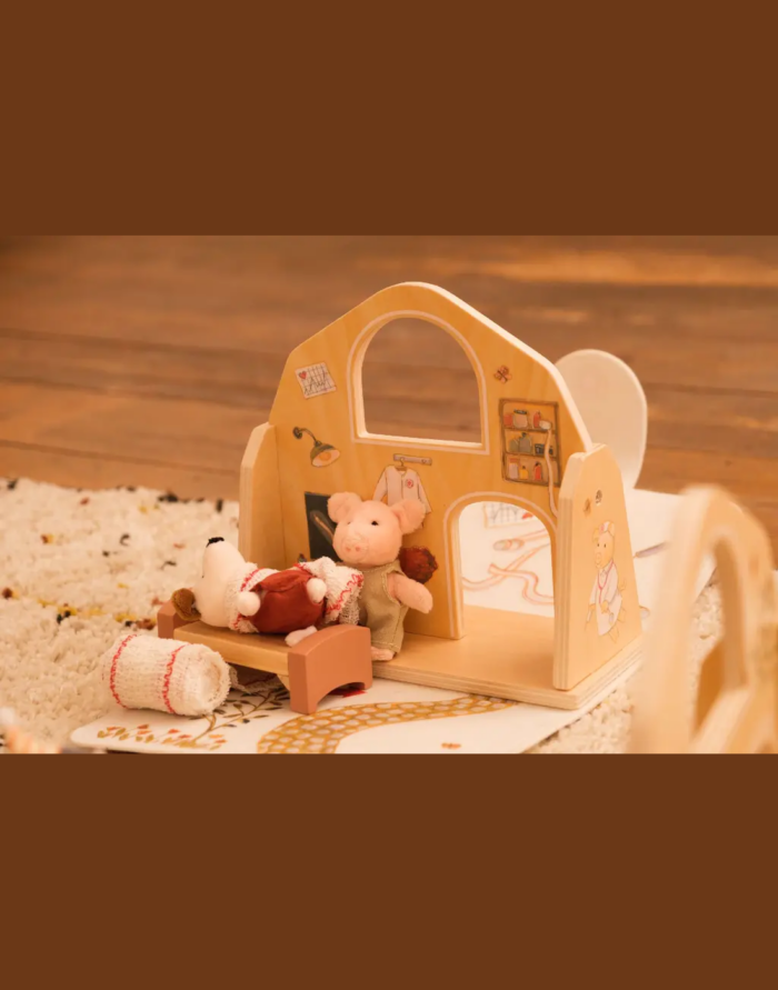 710003Egmont Toys, Doctor House – Σετ Παιχνιδιού Ρόλων Γιατρού σε Βαλιτσάκι - Image 2